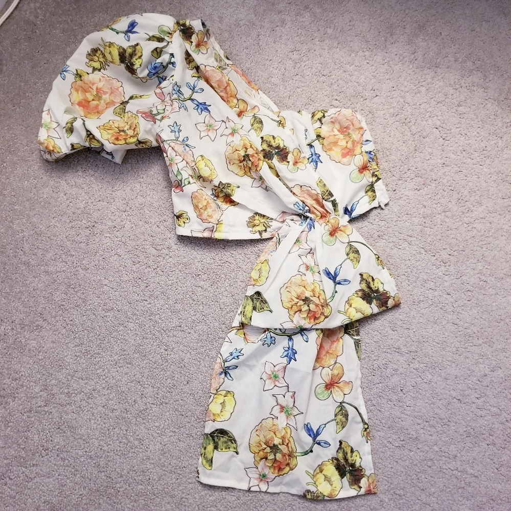 Shein One Shoulder Embroidered Floral Top XS